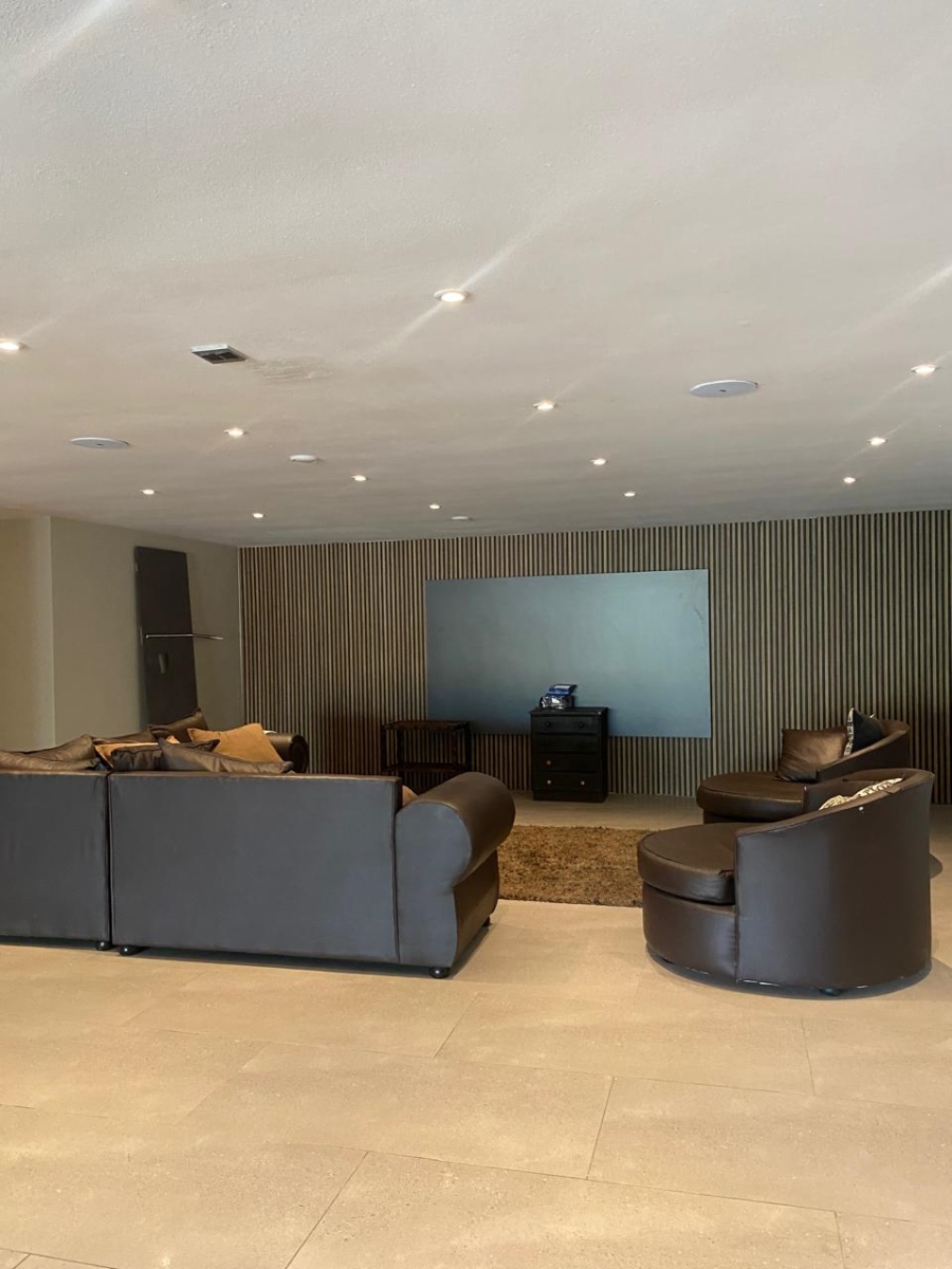 6 Bedroom Property for Sale in Birdwood Estate North West